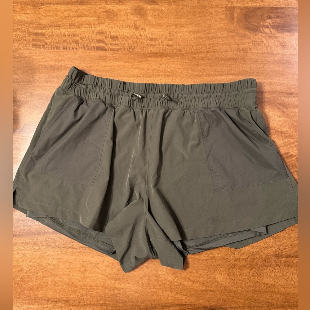 YPB motionTEK Lined Shorts